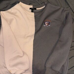Medium, forever 21 crewneck, half cream half grey